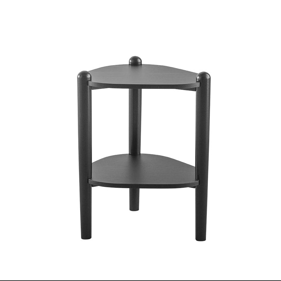 Mesa lateral no acabamento Nero com dois níveis e pés cilíndricos de topo arredondado