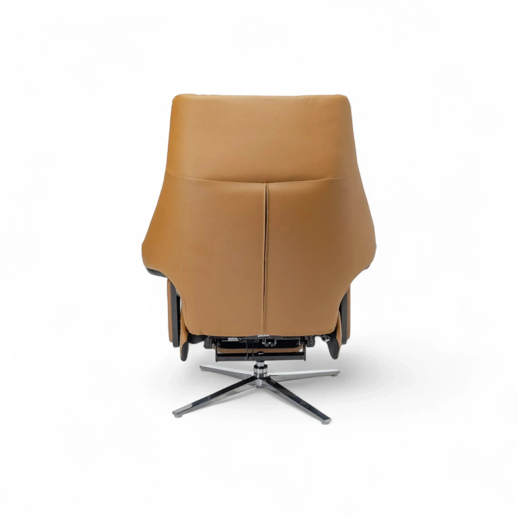 Poltrona Elétrica Aslan – poltrona em couro camel com chaise elétrico e bateria de emergência