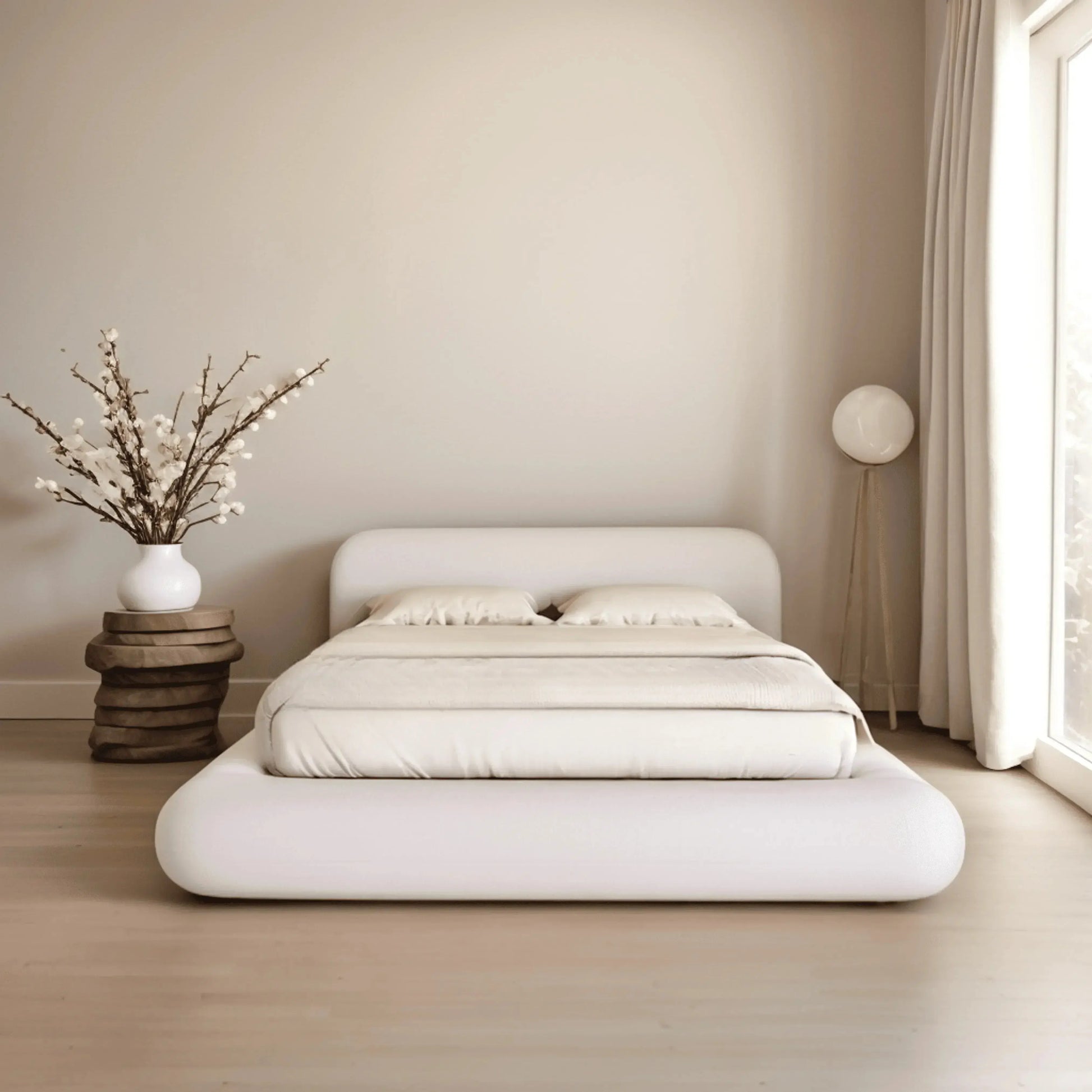Cama Nuvem – cama estofada com design orgânico e cabeceira arredondada