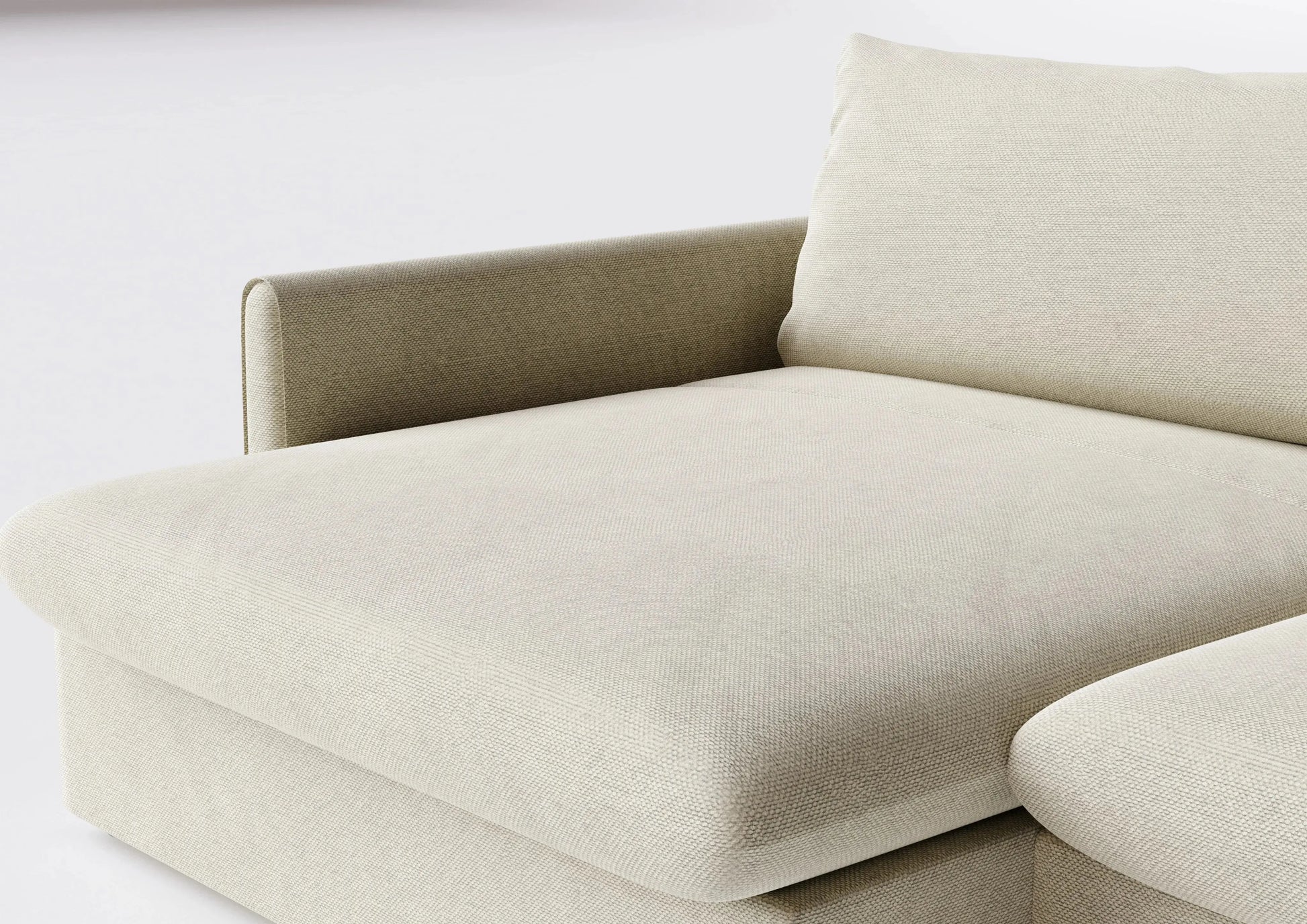 Sofá de canto estofado bege claro com braço lateral e almofada, design contemporâneo para sala de estar