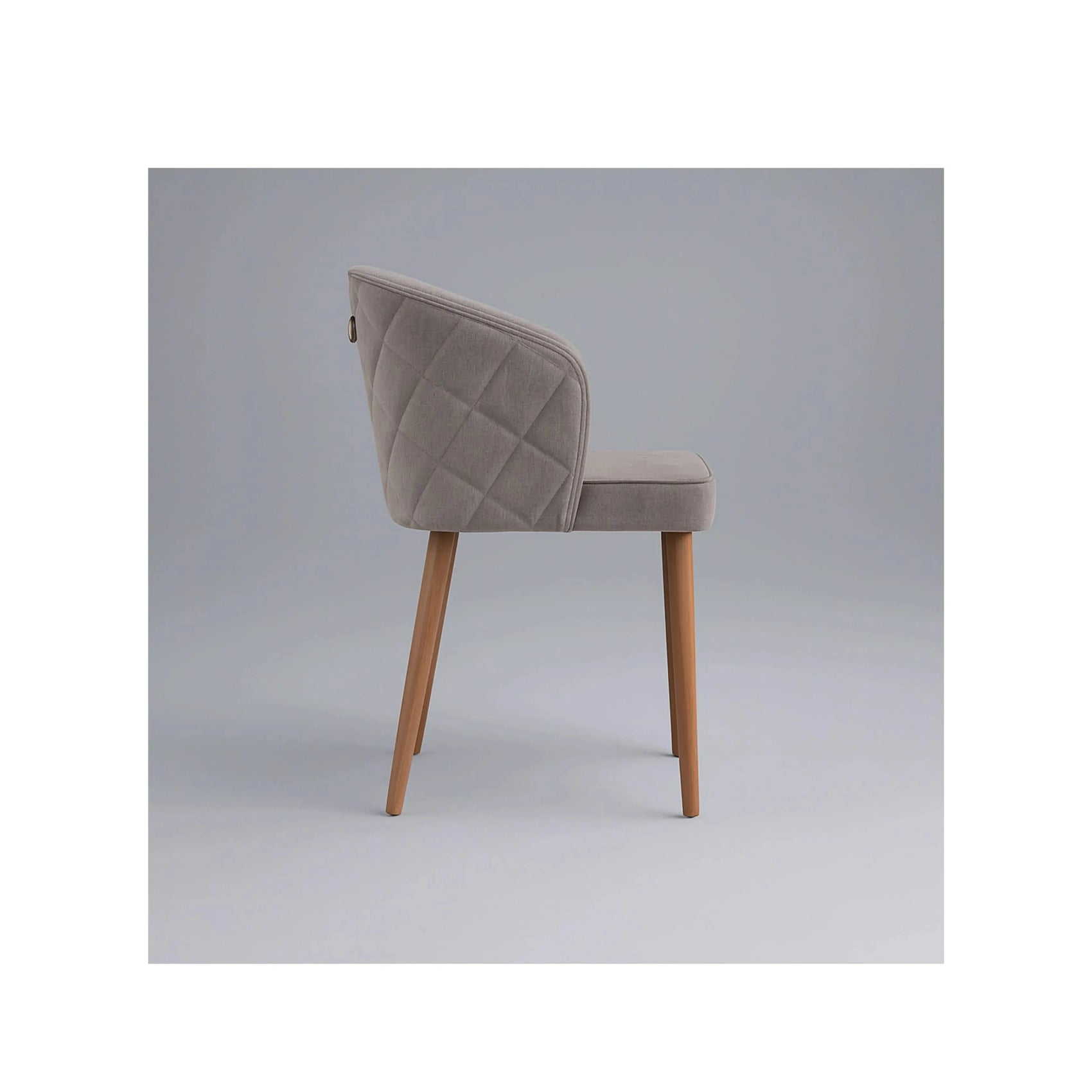 Cadeira Arezzo – cadeira de jantar com design clássico e elegância italiana