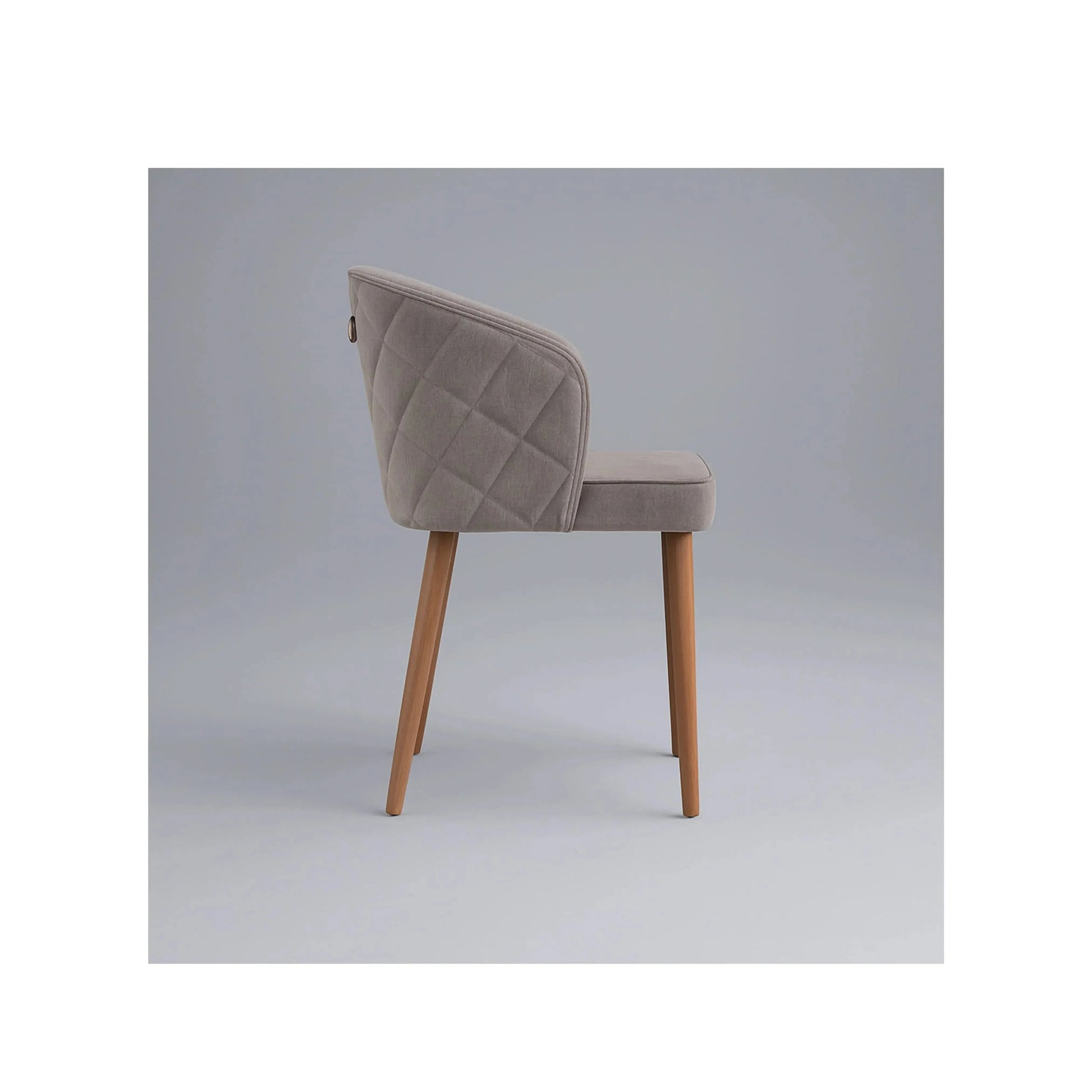 Cadeira Arezzo – cadeira de jantar com design clássico e elegância italiana