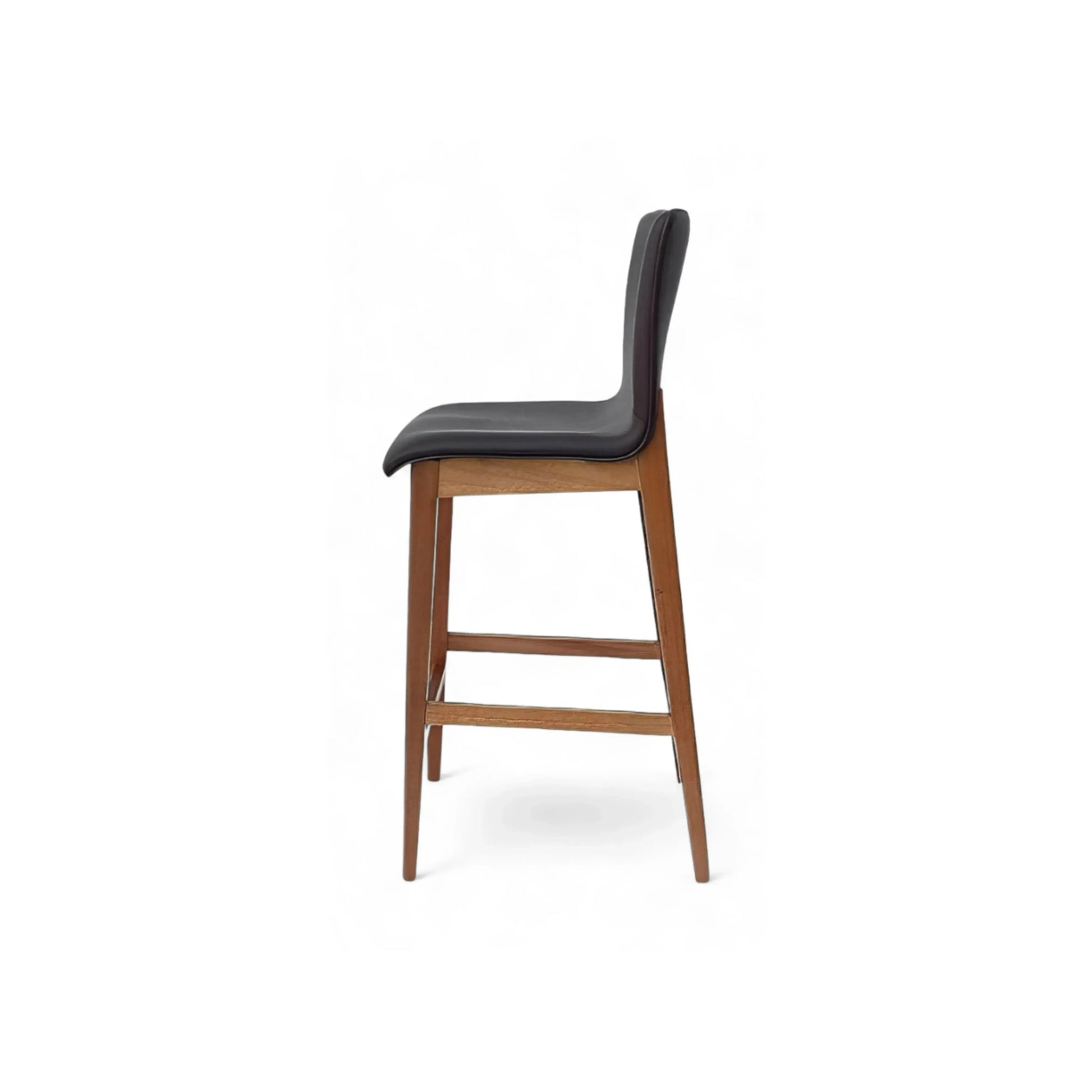 Banqueta Malta – banqueta estofada em linho com pés em madeira e design contemporâneo