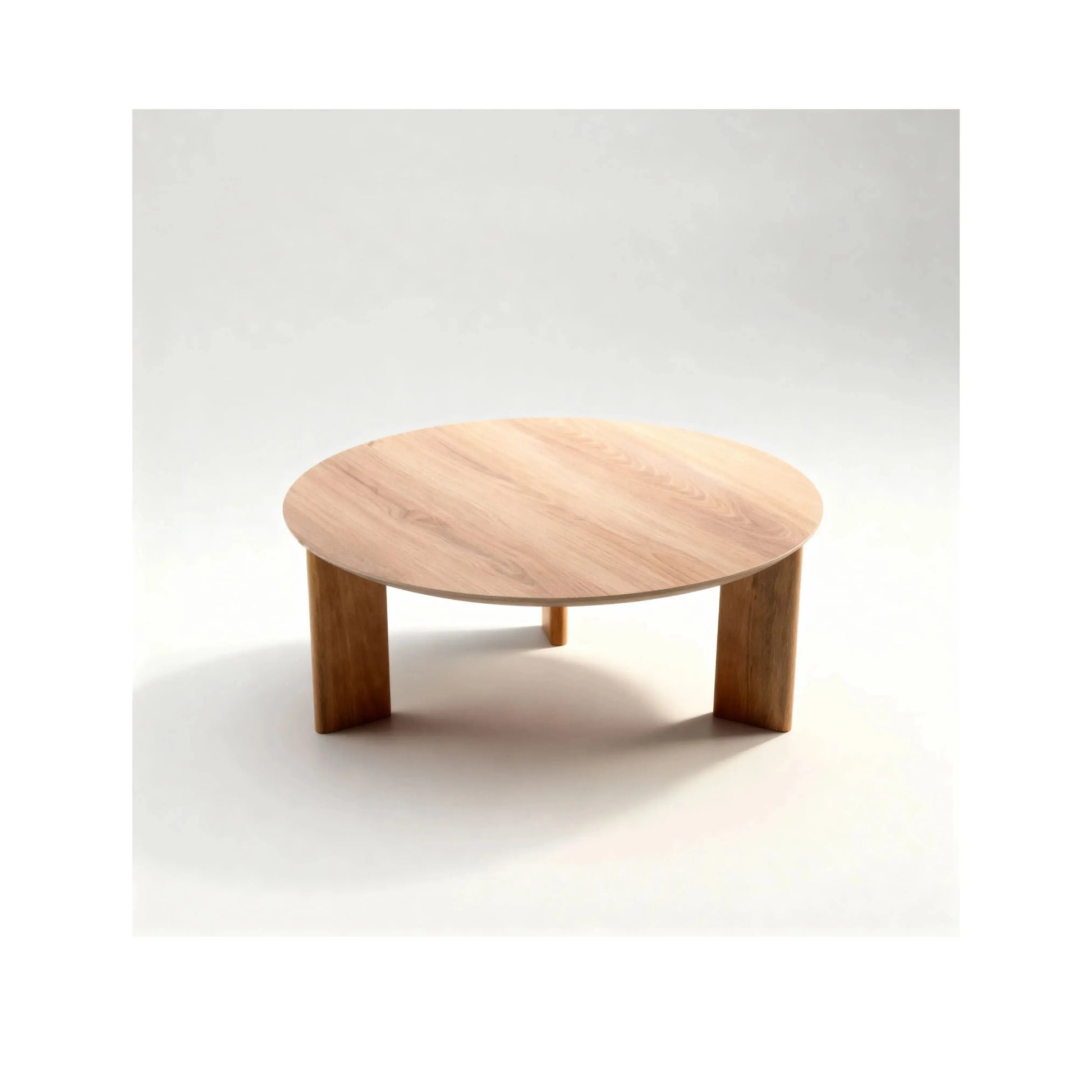 Mesa de Centro Caia Hanover – mesa redonda com acabamento amadeirado para sala de estar