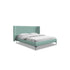 Cama Arabella estofada verde, cabeceira alta e pés metálicos com roupa de cama branca