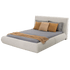 Cama estofada com cabeceira alta e base de cantos arredondados
