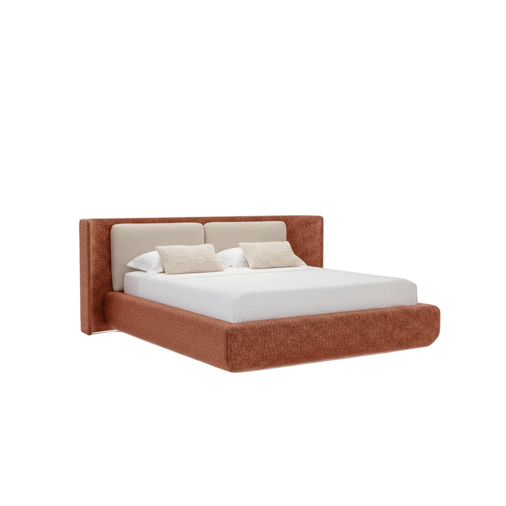 Cama estofada com cabeceira alta e base em tecido texturizado marrom, cama com colchão branco