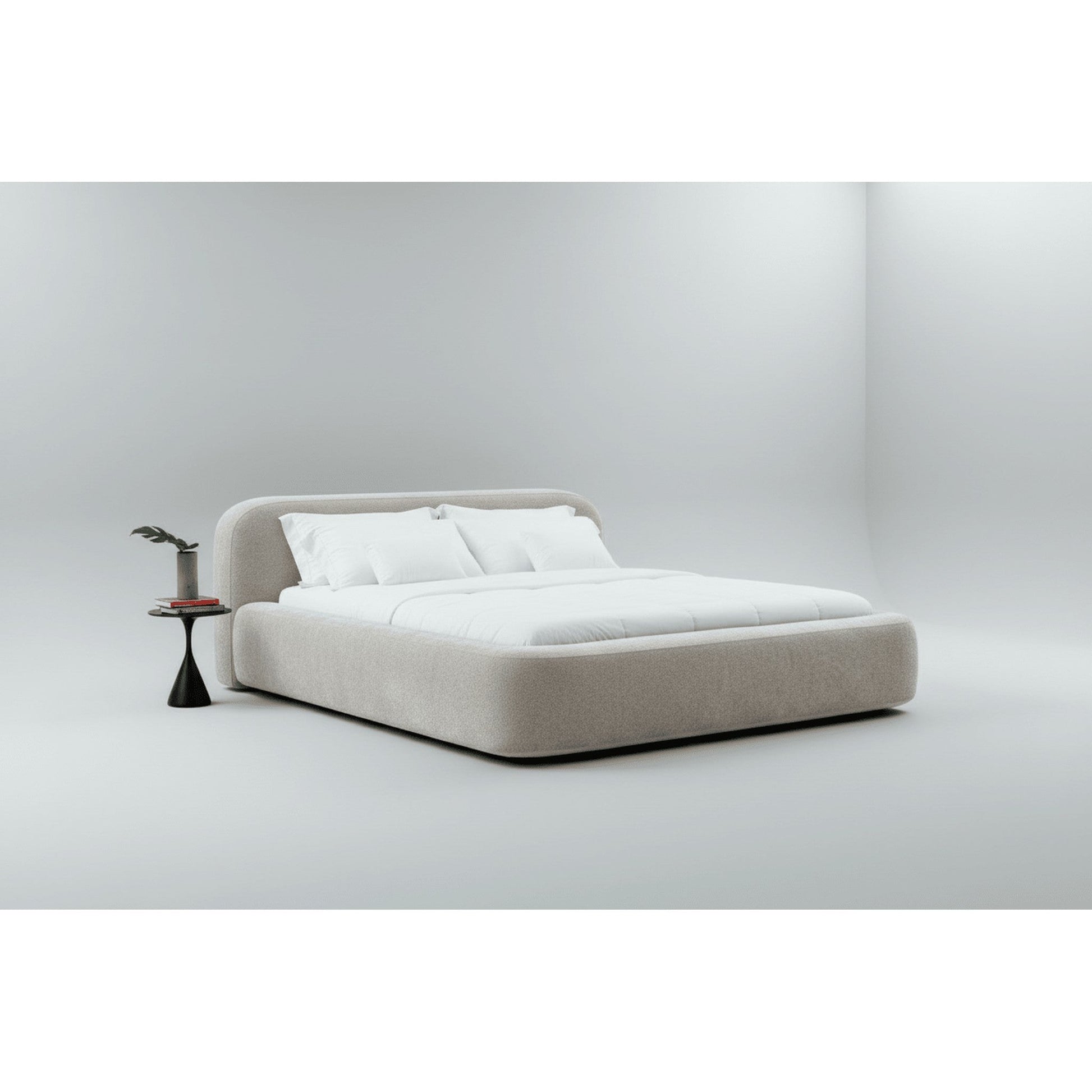 Cama estofada Cama Veras cinza claro vista frontal com cabeceira alta e travesseiros