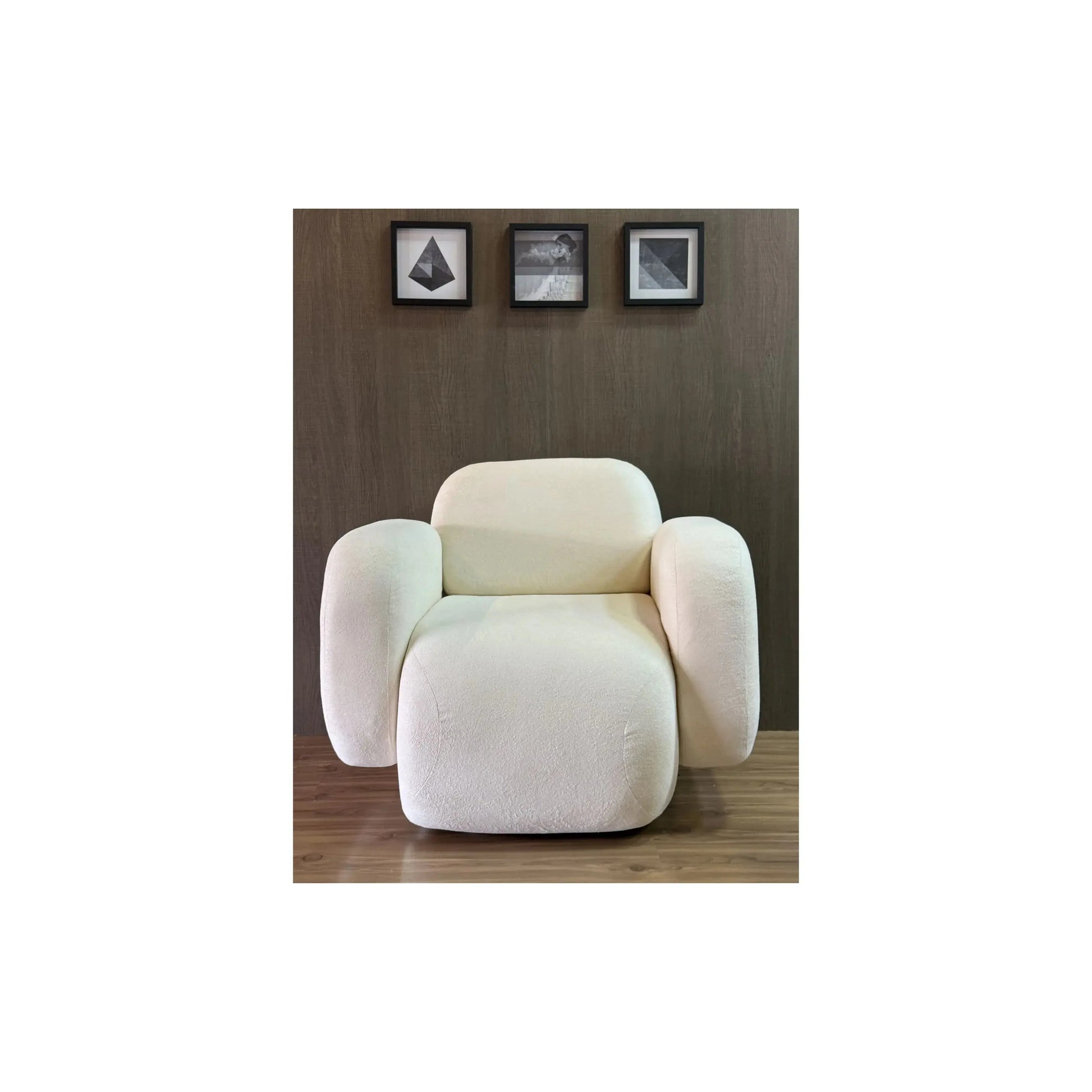 Poltrona Falka – poltrona com base giratória e design contemporâneo pronta entrega