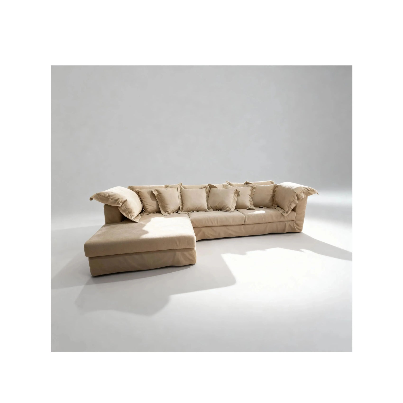 Sofá Kaia Chaise – sofá com chaise integrada e design contemporâneo elegante