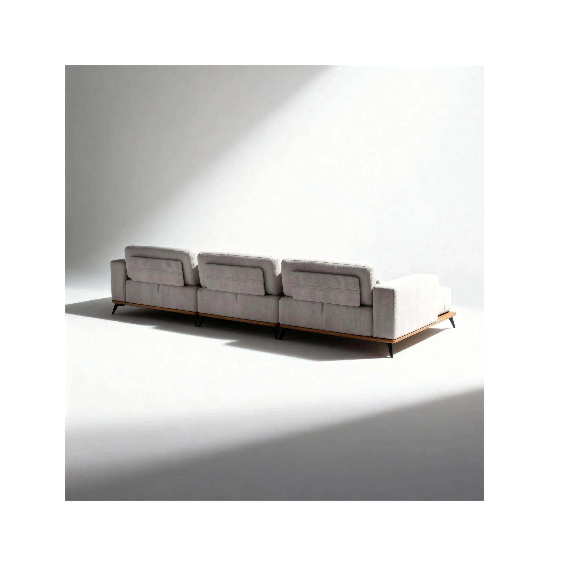 Sofá Living Liberty – sofá com chaise integrada e braços largos de design contemporâneo