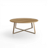 Mesa de centro redonda de madeira clara com pés metálicos em formato X