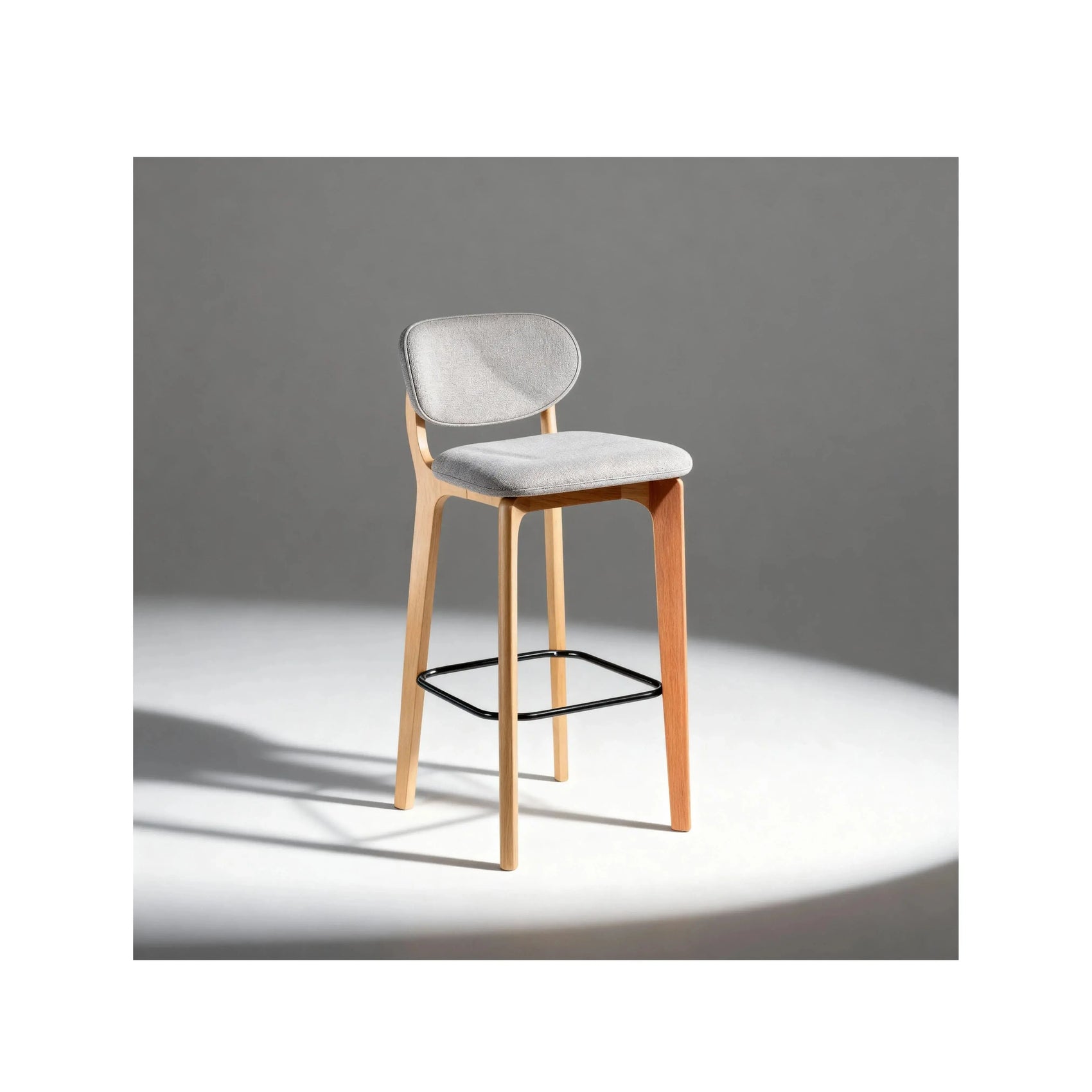 Banqueta Nerone – banqueta com design marcante e assento ergonômico