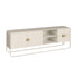 Rack off-white com 2 portas laterais, nichos internos e puxadores dourados