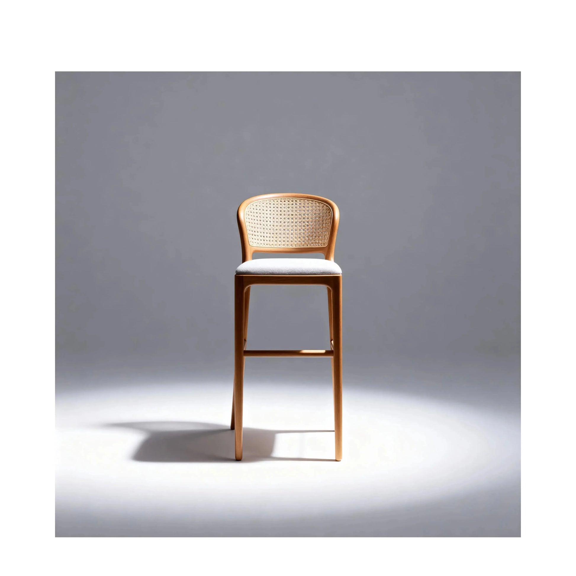 Banqueta Rhea – banqueta imponente com 105 cm de altura