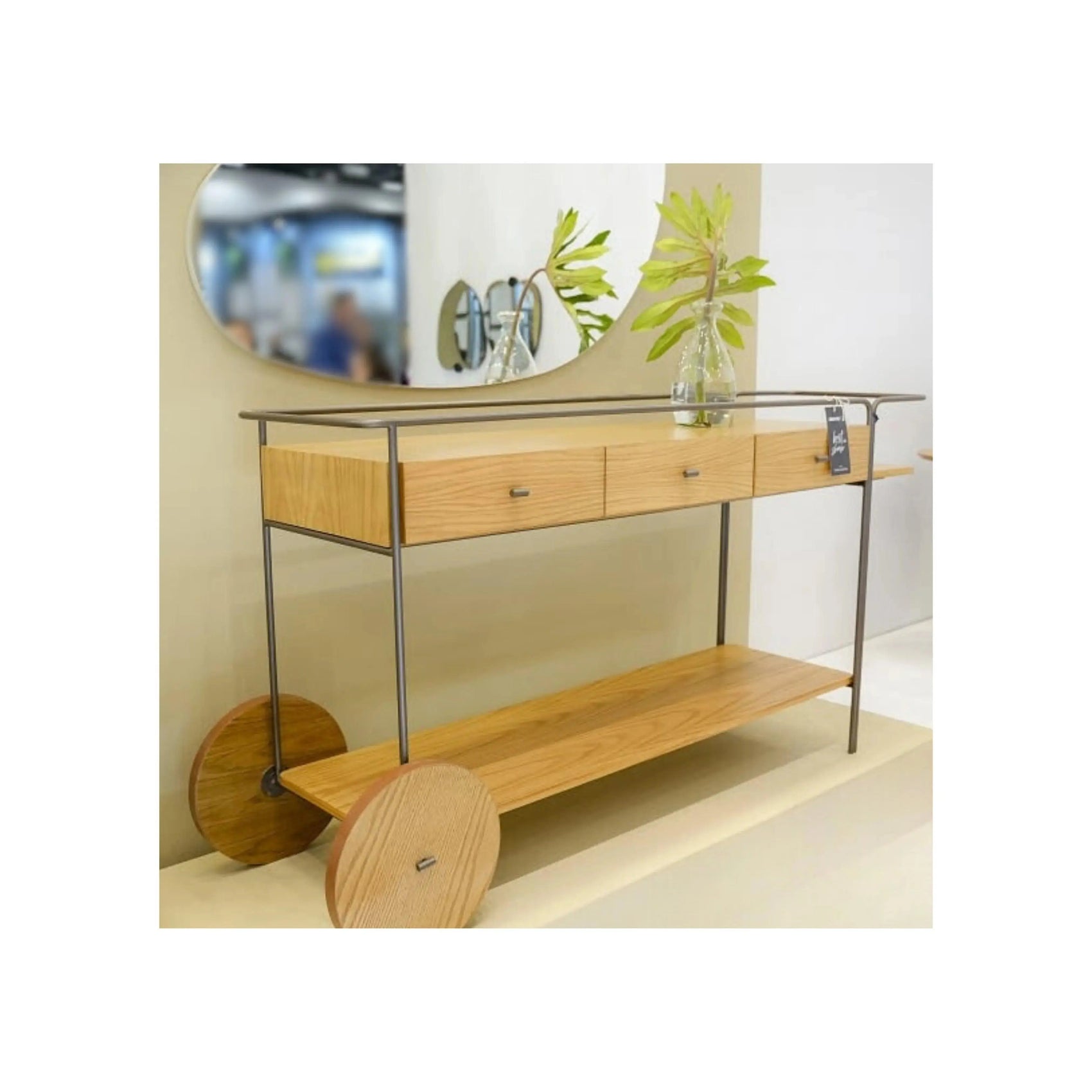 Aparador Cargo – aparador em laminado natural e estrutura metálica com design industrial