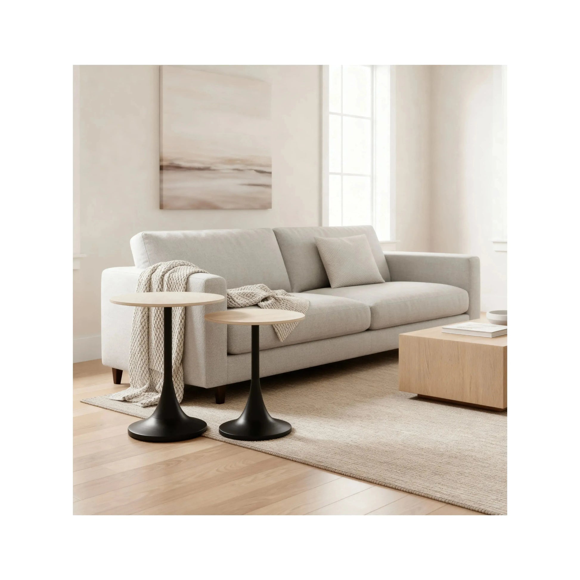 Combo Mesa Lateral Tulipa – conjunto de 2 mesas com tampo em mármore e base orgânica