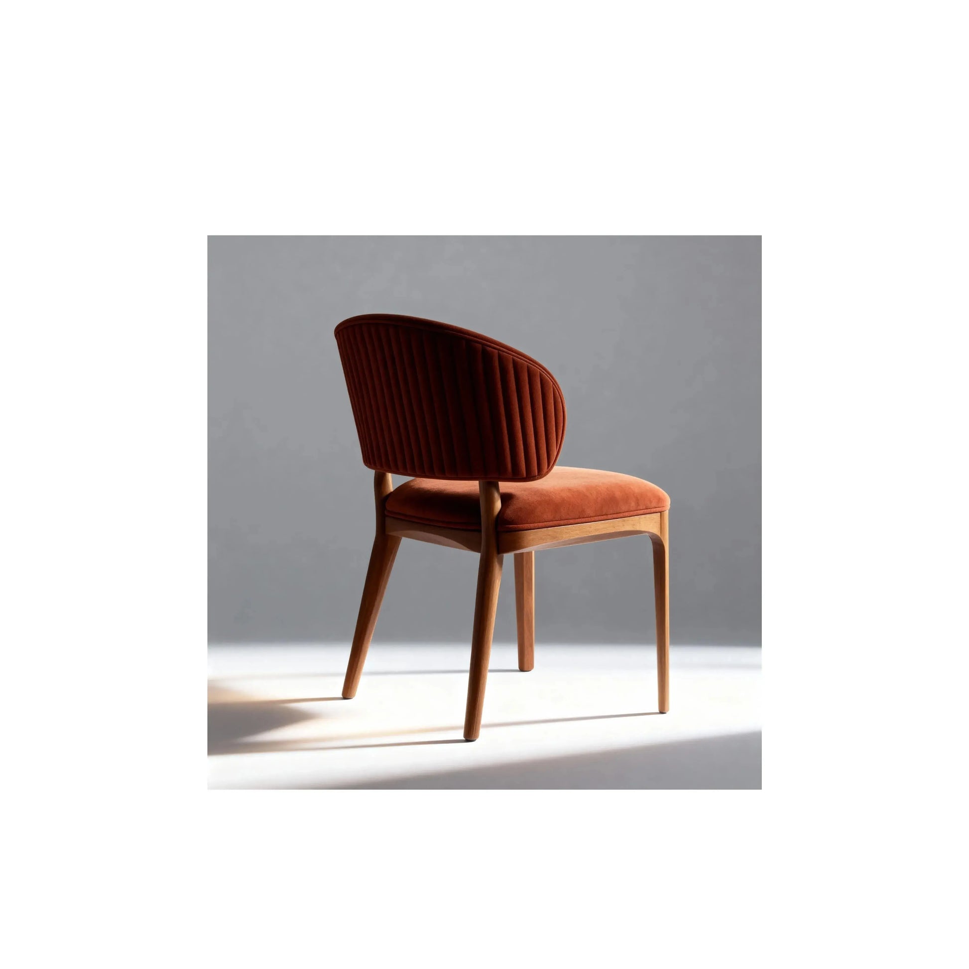 Cadeira Vitória – cadeira de jantar sofisticada com design suave e elegante